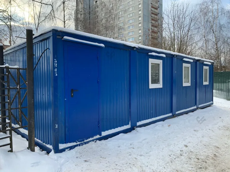 Современная столовая из 8 блок-контейнеров в Москве