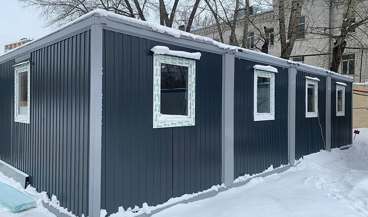 Бытовое здание из сэндвич-панелей