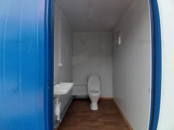 Внутреннее оборудование туалета