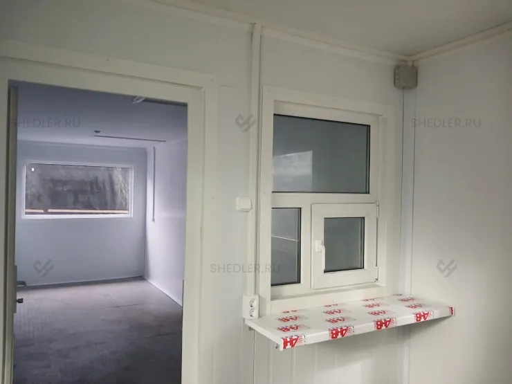 Проходная Shedler из блок-контейнера из СП Москва, Красногвардейский проезд с внутренней отделкой 