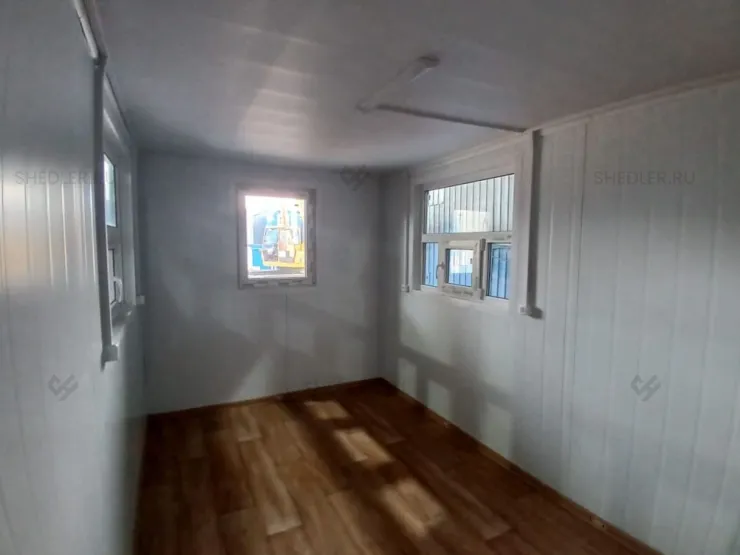 Блок контейнер БК-00СП Shedler с тремя окнами в Тверской области из сэндвич-панелей внутри